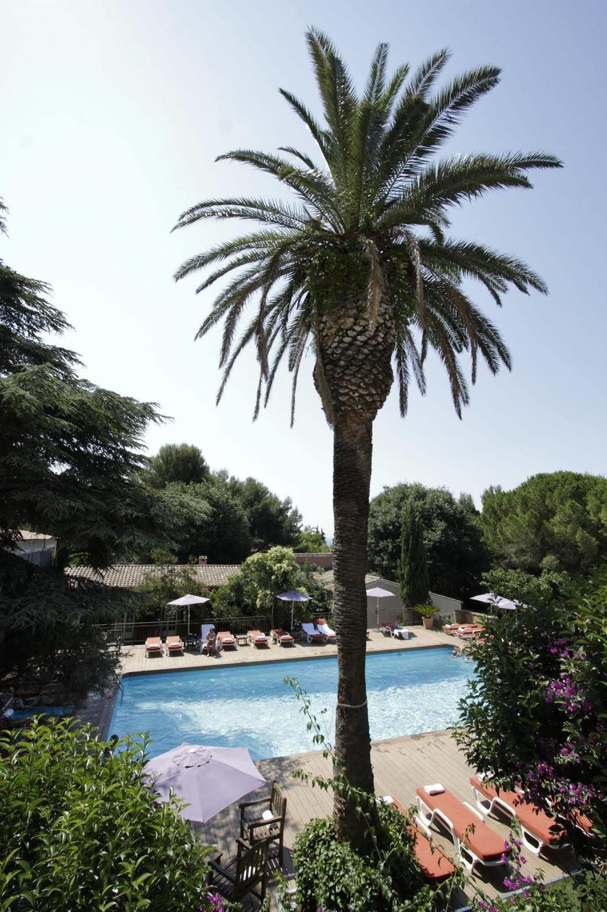Hotel Les Jardins De Cassis - Parking Gratuit & Piscine Chauffee Exterior foto
